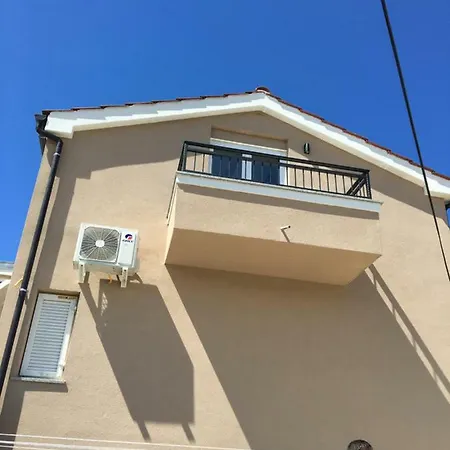 Πανσιόν Apartman Vinko