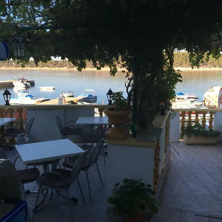 Πανσιόν Apartman Vinko